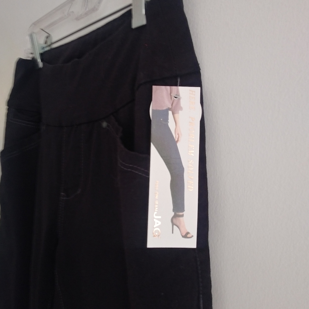 JAG Capri Black Denim